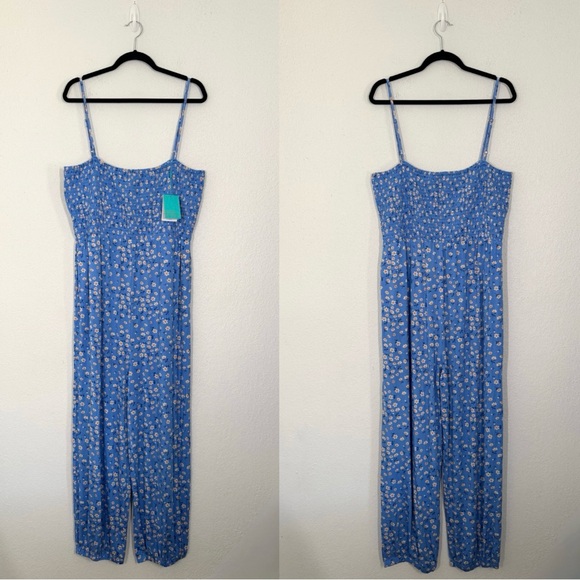 Posh Peanut Colette Smocked Square Neck Jersey Floral Jumpsuit Blue 2X NEW - Picture 2 of 7